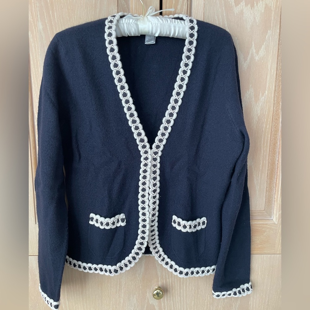 Talbots Vintage V-Neck Navy Wool Cardigan with Cream Embellishment